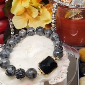 Elegant Black Labradite W/Black Onyx & Swaarovski Crystal's Beaded  Bracelet
